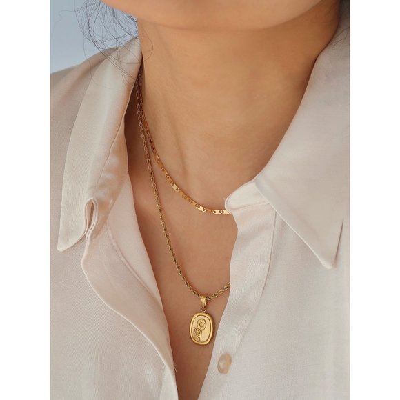 NEW 18K Gold Plated Oval Sunflower Necklace - Picture 14 of 16